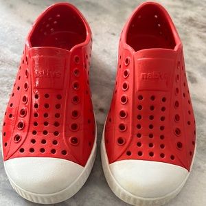 Natives toddler size 9